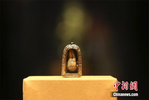 班禅牙龛，故宫博物院藏
